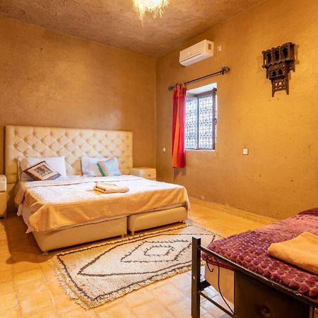 Auberge Sahara Garden Lac Yasmins Extérieur photo