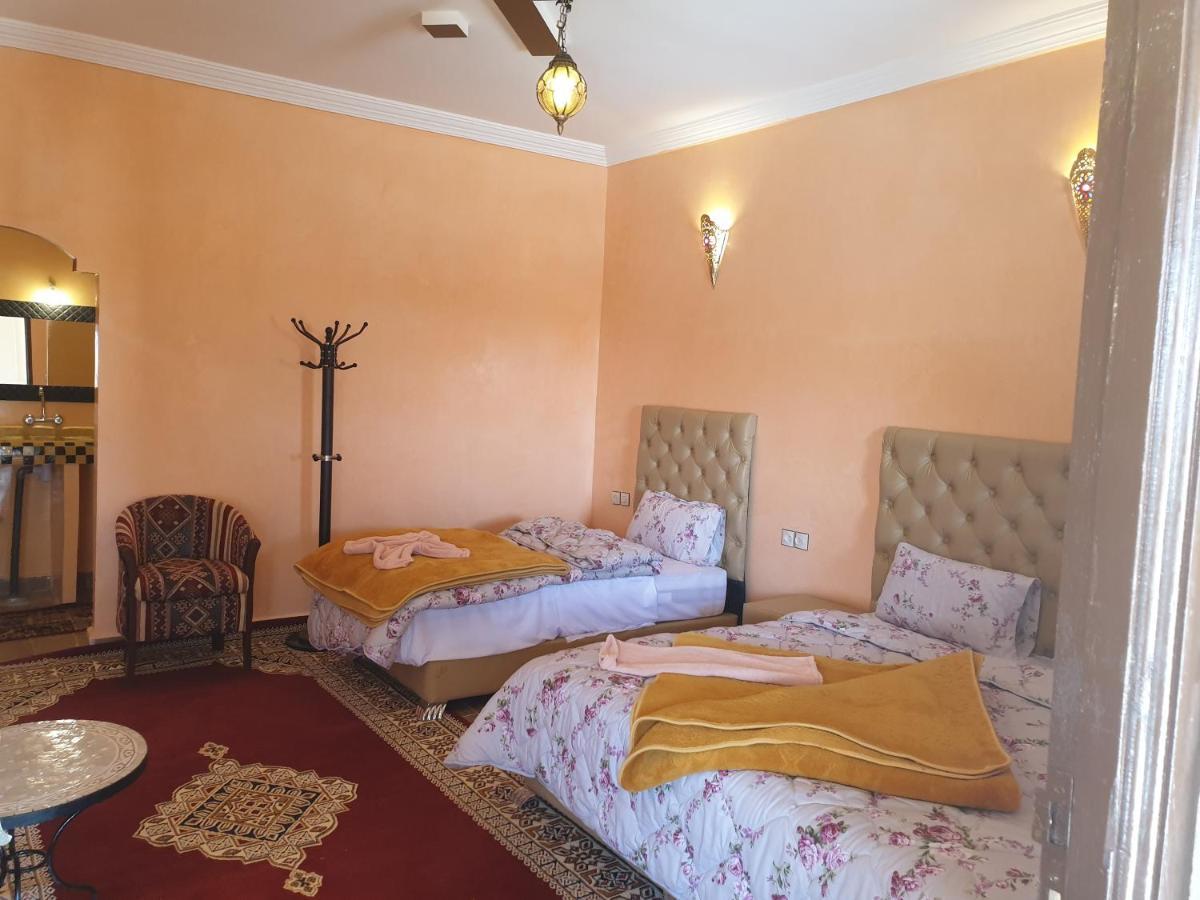 Auberge Sahara Garden Lac Yasmins Extérieur photo