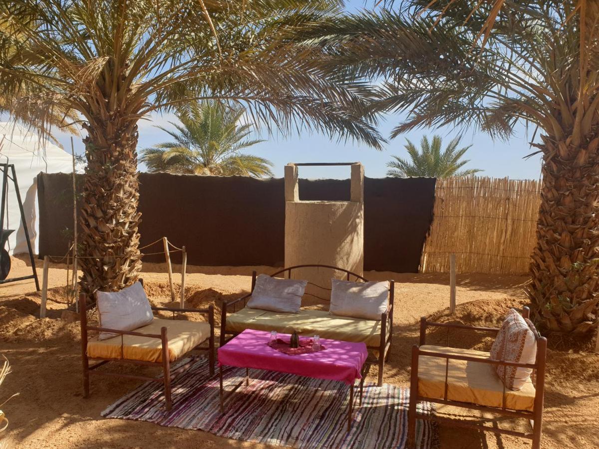 Auberge Sahara Garden Lac Yasmins Extérieur photo