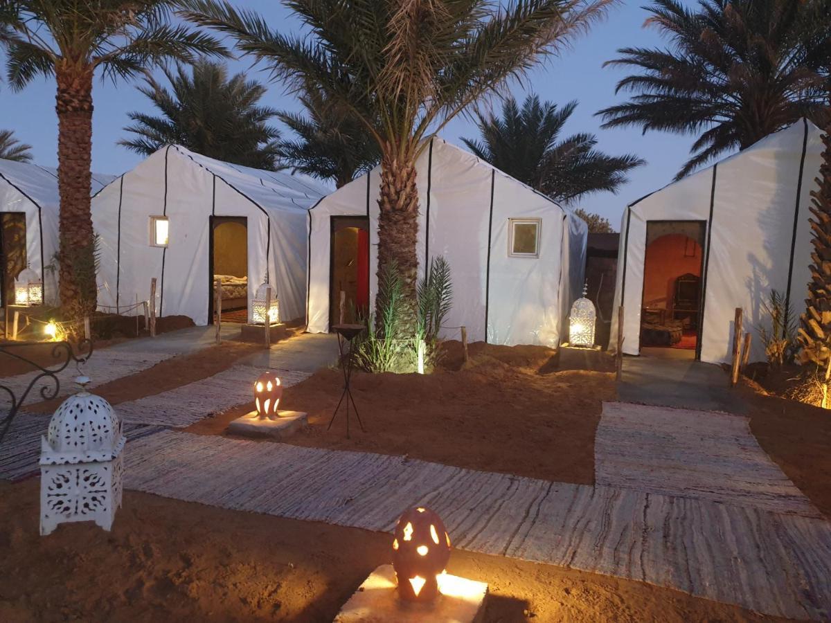 Auberge Sahara Garden Lac Yasmins Extérieur photo