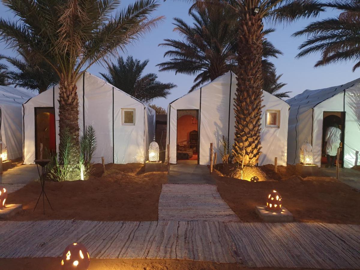 Auberge Sahara Garden Lac Yasmins Extérieur photo