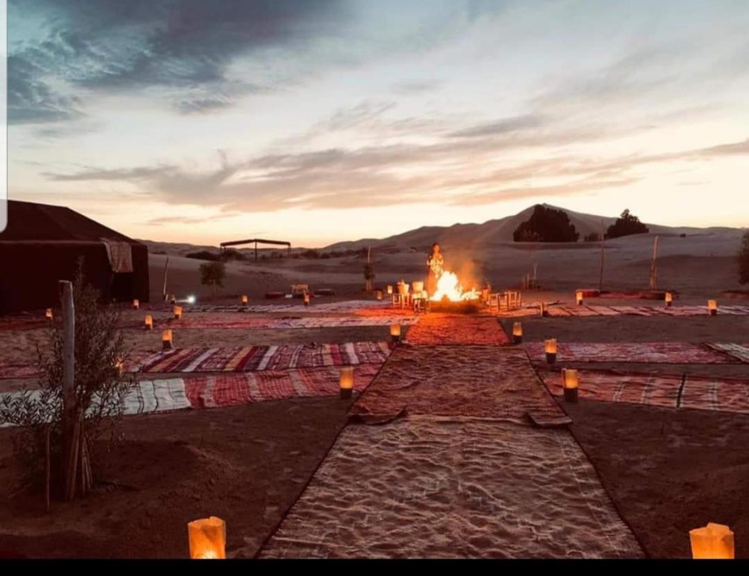 Auberge Sahara Garden Lac Yasmins Extérieur photo