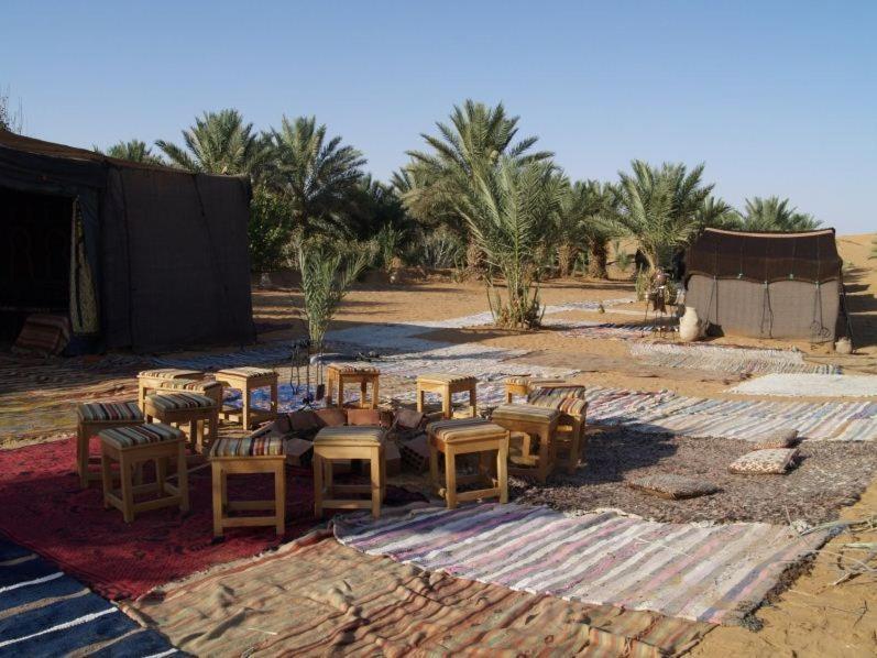 Auberge Sahara Garden Lac Yasmins Extérieur photo