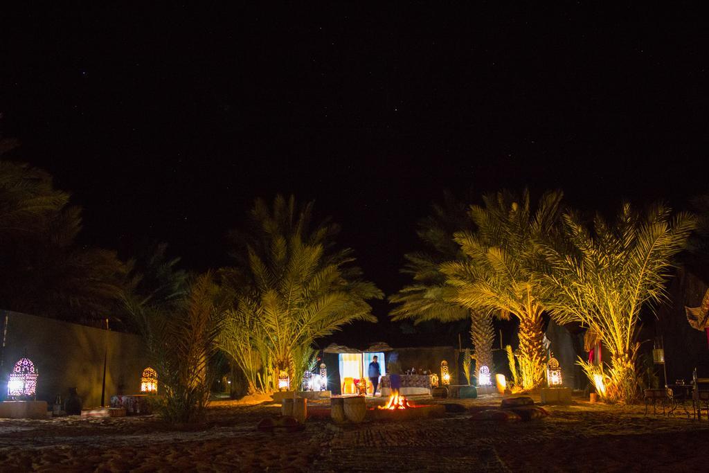 Auberge Sahara Garden Lac Yasmins Extérieur photo