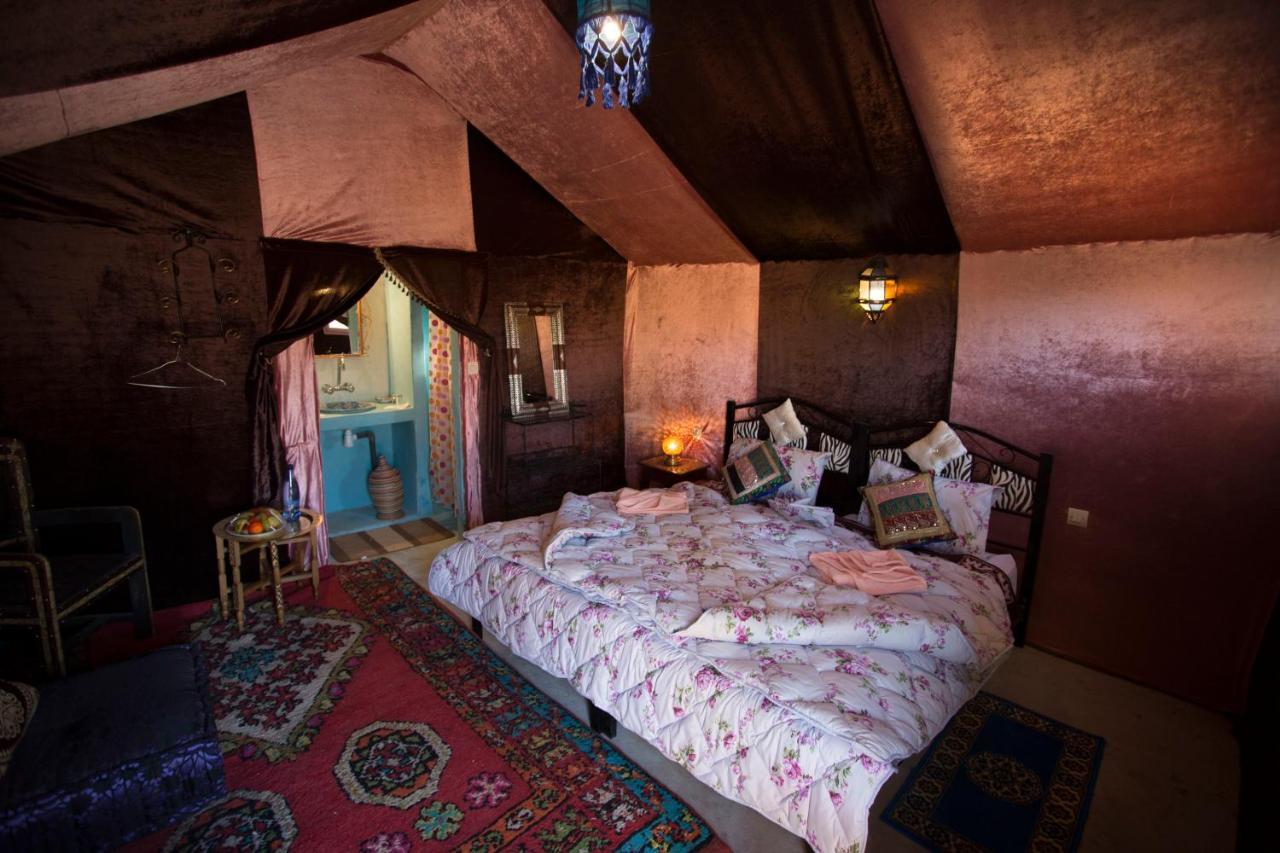 Auberge Sahara Garden Lac Yasmins Extérieur photo
